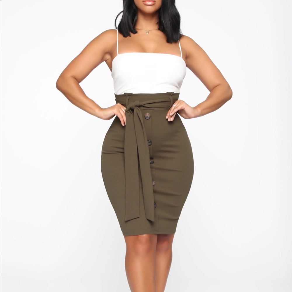 LAST CALL *Removing from Poshmark 2/15* NWT Olive/White Midi Dress